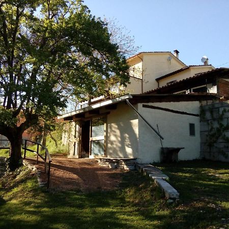 Bed & Breakfast Sentiero 54 Cantiano Exterior photo